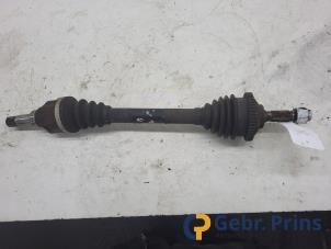 Gebruikte Steekas links-voor Peugeot 206 (2A/C/H/J/S) 1.4 XR,XS,XT,Gentry Prijs € 30,00 Margeregeling aangeboden door Autorec. Gebr. Prins b.v.