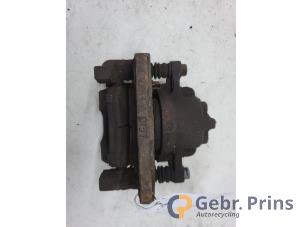 Gebruikte Remklauw (Tang) links-voor Daihatsu Cuore (L251/271/276) 1.0 12V DVVT Prijs € 25,00 Margeregeling aangeboden door Autorec. Gebr. Prins b.v.