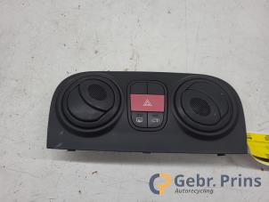 Gebruikte Luchtrooster Dashboard Citroen Nemo (AA) 1.4 HDi 70 Prijs € 25,00 Margeregeling aangeboden door Autorec. Gebr. Prins b.v.