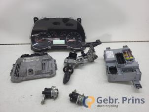 Gebruikte Kontaktslot + computer Citroen Nemo (AA) 1.4 HDi 70 Prijs € 125,00 Margeregeling aangeboden door Autorec. Gebr. Prins b.v.