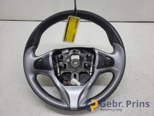 Gebruikte Stuurwiel Renault Clio IV (5R) 1.2 16V Prijs € 75,00 Margeregeling aangeboden door Autorec. Gebr. Prins b.v.