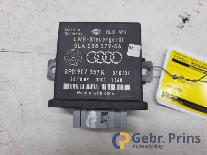 Gebruikte Computer Verlichting Volkswagen Scirocco (137/13AD) 1.4 TSI 160 16V Prijs € 35,00 Margeregeling aangeboden door Autorec. Gebr. Prins b.v.