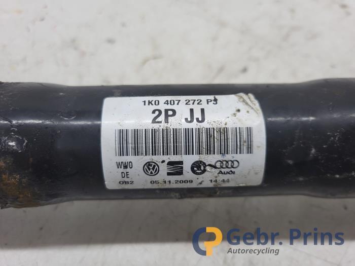 Aandrijfas rechts-voor van een Volkswagen Scirocco (137/13AD) 1.4 TSI 160 16V 2010