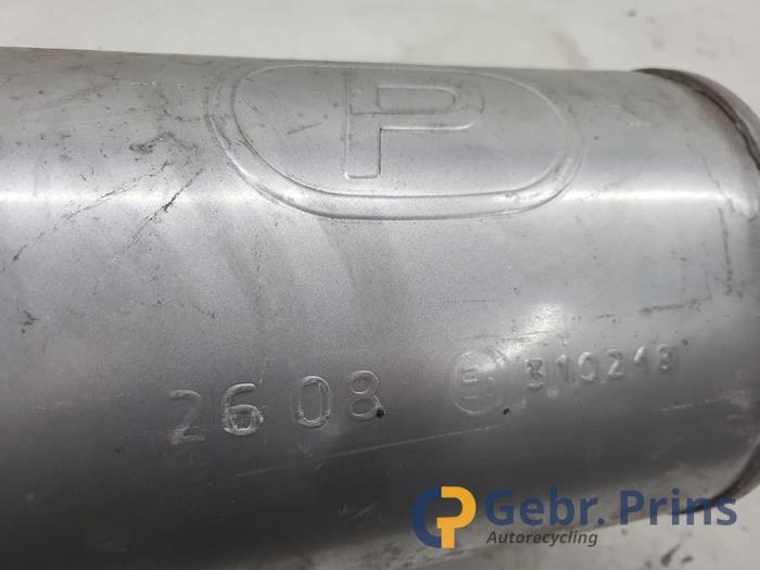 Uitlaat Einddemper van een Toyota Yaris (P1) 1.0 16V VVT-i 2001