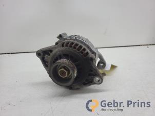 Gebruikte Alternator Nissan Primera (P12) 1.8 16V Prijs € 35,00 Margeregeling aangeboden door Autorec. Gebr. Prins b.v.