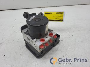 Gebruikte ABS Pomp Mazda 5 (CWA9) 2.0i 16V Prijs € 200,00 Margeregeling aangeboden door Autorec. Gebr. Prins b.v.