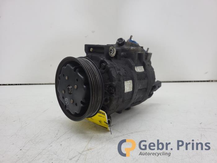 Gebruikte Aircopomp Volkswagen Golf V (1K1) 1.4 FSI 16V Prijs € 50,00 Margeregeling aangeboden door Autorec. Gebr. Prins b.v.