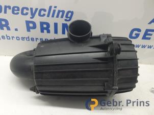 Gebruikte Luchtfilterhuis Citroen Jumper (U9) 2.2 Blue HDi 165 Prijs € 90,75 Inclusief btw aangeboden door Autorec. Gebr. Prins b.v.