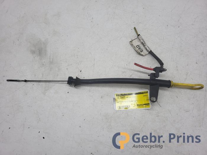 Gebruikte Olie Peilstok Ford Transit Connect 1.8 TDCi 110 Prijs € 10,00 Margeregeling aangeboden door Autorec. Gebr. Prins b.v.