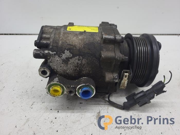 Gebruikte Pomp Airco Ford Transit Connect 1.8 TDCi 110 Prijs € 75,00 Margeregeling aangeboden door Autorec. Gebr. Prins b.v.