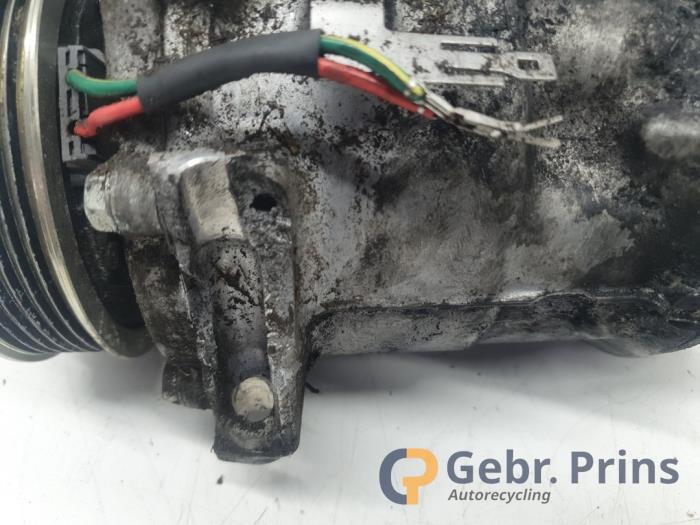 Aircopomp van een Citroën Jumper (U9) 2.2 Blue HDi 165 2023