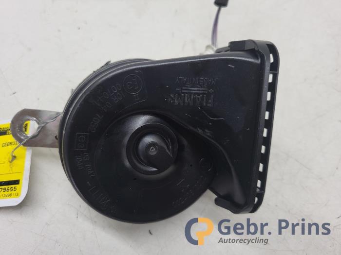 Gebruikte Claxon Citroen Jumper (U9) 2.2 Blue HDi 165 Prijs € 18,15 Inclusief btw aangeboden door Autorec. Gebr. Prins b.v.