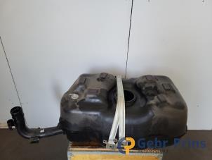 Gebruikte Brandstoftank Citroen Jumper (U9) 2.2 Blue HDi 165 Prijs € 151,25 Inclusief btw aangeboden door Autorec. Gebr. Prins b.v.