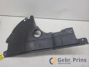 Gebruikte Beschermplaat bodem Citroen Jumper (U9) 2.2 Blue HDi 165 Prijs € 30,25 Inclusief btw aangeboden door Autorec. Gebr. Prins b.v.