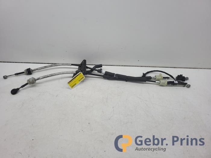 Gebruikte Schakelkabel Versnellingsbak Citroen Jumper (U9) 2.2 Blue HDi 165 Prijs € 60,50 Inclusief btw aangeboden door Autorec. Gebr. Prins b.v.