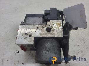 Gebruikte ABS Pomp Mercedes Sprinter 3t (903) 310 D Prijs € 150,00 Margeregeling aangeboden door Autorec. Gebr. Prins b.v.