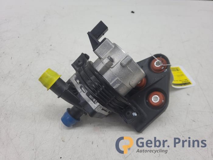 Gebruikte Waterpomp Audi e-tron (GEN) 50 quattro Prijs € 75,00 Margeregeling aangeboden door Autorec. Gebr. Prins b.v.
