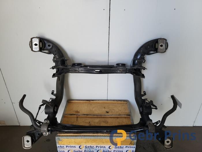 Gebruikte Subframe Audi e-tron (GEN) 50 quattro Prijs € 400,00 Margeregeling aangeboden door Autorec. Gebr. Prins b.v.
