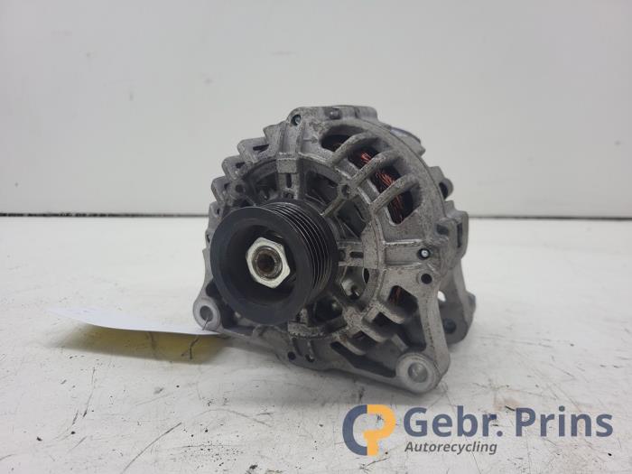 Gebruikte Dynamo Fiat Fiorino (225) 1.4 Prijs € 40,00 Margeregeling aangeboden door Autorec. Gebr. Prins b.v.