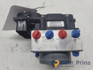 Gebruikte ABS Pomp Fiat Fiorino (225) 1.4 Prijs € 40,00 Margeregeling aangeboden door Autorec. Gebr. Prins b.v.