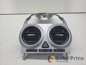 Gebruikte Luchtrooster Dashboard Opel Corsa D 1.3 CDTi 16V ecoFLEX Prijs € 40,00 Margeregeling aangeboden door Autorec. Gebr. Prins b.v.