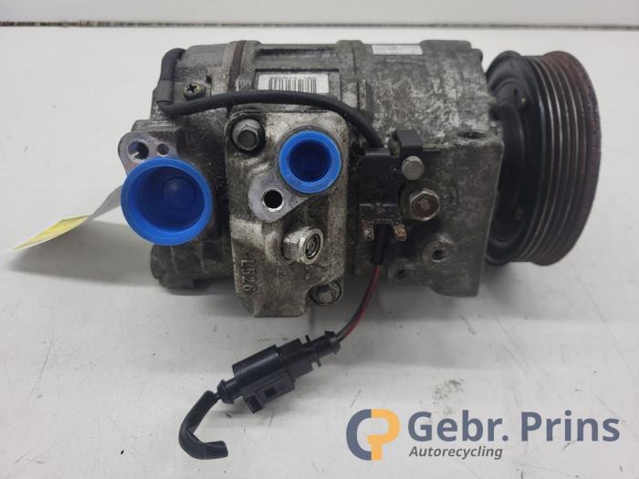 Gebruikte Aircopomp Audi A4 (B6) 2.0 20V Prijs € 75,00 Margeregeling aangeboden door Autorec. Gebr. Prins b.v.