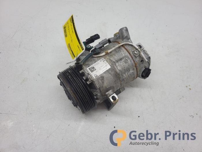 Gebruikte Aircopomp Renault Clio V (RJAB) 1.0 TCe 90 12V Prijs € 150,00 Margeregeling aangeboden door Autorec. Gebr. Prins b.v.