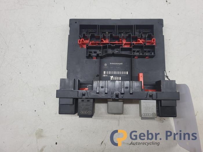 Gebruikte Computer Body Control Seat Leon (1P1) 1.9 TDI 105 Prijs € 35,00 Margeregeling aangeboden door Autorec. Gebr. Prins b.v.