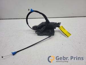 Gebruikte Deurslot Mechaniek 4Deurs rechts-voor Citroen C4 Grand Picasso (UA) 1.6 16V VTi Prijs € 20,00 Margeregeling aangeboden door Autorec. Gebr. Prins b.v.
