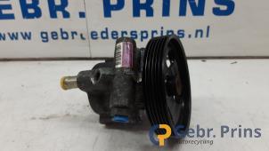 Gebruikte Pomp Servo Renault Laguna II Grandtour (KG) 2.0 16V Prijs € 30,00 Margeregeling aangeboden door Autorec. Gebr. Prins b.v.
