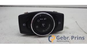 Gebruikte Schakelaar Licht Ford Transit 2.0 TDCi 16V Eco Blue 130 Prijs € 24,20 Inclusief btw aangeboden door Autorec. Gebr. Prins b.v.