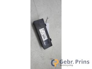 Gebruikte Bluetooth module Peugeot 208 I (CA/CC/CK/CL) 1.6 Blue HDi 100 Prijs € 25,00 Margeregeling aangeboden door Autorec. Gebr. Prins b.v.