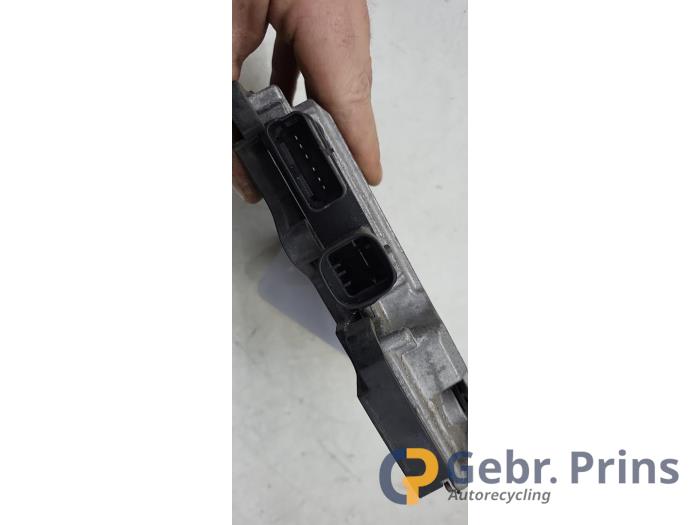 Start/Stop computer van een Peugeot 208 I (CA/CC/CK/CL) 1.6 Blue HDi 100 2015