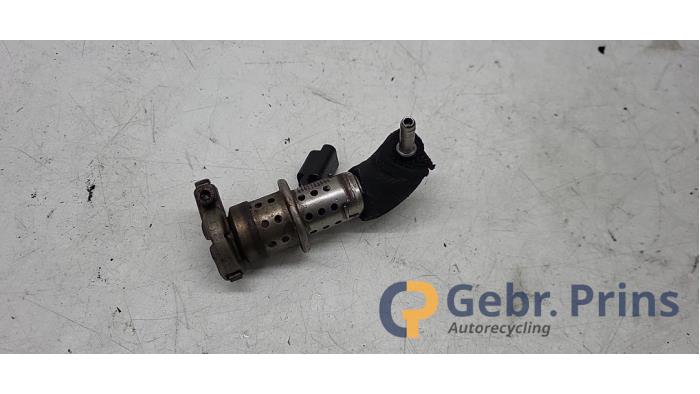 Gebruikte Injector adblue Peugeot 208 I (CA/CC/CK/CL) 1.6 Blue HDi 100 Prijs € 50,00 Margeregeling aangeboden door Autorec. Gebr. Prins b.v.