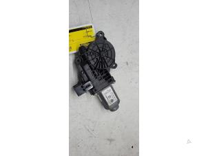 Gebruikte Motor electrisch raam Skoda Fabia II Combi 1.2 TDI 12V Greenline Prijs € 35,00 Margeregeling aangeboden door Autorec. Gebr. Prins b.v.
