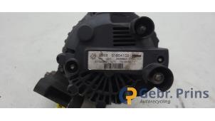 Gebruikte Dynamo Fiat Fiorino (225) 1.3 JTD 16V Multijet Prijs € 40,00 Margeregeling aangeboden door Autorec. Gebr. Prins b.v.