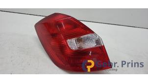 Gebruikte Achterlicht links Skoda Fabia II Combi 1.2 TSI Prijs € 30,00 Margeregeling aangeboden door Autorec. Gebr. Prins b.v.