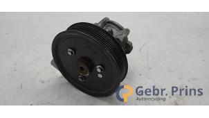 Gebruikte Stuurpomp Renault Trafic New (FL) 2.0 dCi 16V 90 Prijs € 48,40 Inclusief btw aangeboden door Autorec. Gebr. Prins b.v.