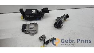 Gebruikte Kontaktslot + computer Nissan Pixo (D31S) 1.0 12V Prijs € 125,00 Margeregeling aangeboden door Autorec. Gebr. Prins b.v.