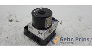 Gebruikte ABS Pomp Volvo V50 (MW) 1.8 16V Prijs € 50,00 Margeregeling aangeboden door Autorec. Gebr. Prins b.v.