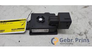 Gebruikte Start/Stop relais Citroen C4 Cactus (0B/0P) 1.2 PureTech 82 12V Prijs € 30,00 Margeregeling aangeboden door Autorec. Gebr. Prins b.v.