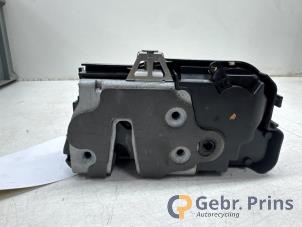 Gebruikte Deurslot Mechaniek 4Deurs links-voor Ford Puma 1.0 Ti-VCT EcoBoost mHEV 12V Prijs € 30,00 Margeregeling aangeboden door Autorec. Gebr. Prins b.v.