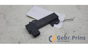 Gebruikte Keyless entry antenne Ford Puma 1.0 Ti-VCT EcoBoost mHEV 12V Prijs € 15,00 Margeregeling aangeboden door Autorec. Gebr. Prins b.v.