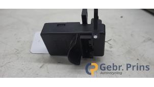 Gebruikte Module (diversen) Ford Puma 1.0 Ti-VCT EcoBoost mHEV 12V Prijs € 20,00 Margeregeling aangeboden door Autorec. Gebr. Prins b.v.