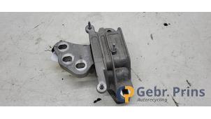 Gebruikte Motorsteun Ford Puma 1.0 Ti-VCT EcoBoost mHEV 12V Prijs € 25,00 Margeregeling aangeboden door Autorec. Gebr. Prins b.v.