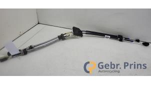 Gebruikte Schakelkabel Versnellingsbak Ford Puma 1.0 Ti-VCT EcoBoost mHEV 12V Prijs € 60,00 Margeregeling aangeboden door Autorec. Gebr. Prins b.v.