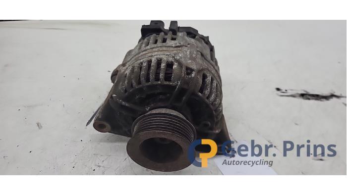 Gebruikte Dynamo Iveco New Daily III 35C13V,S13V Prijs € 60,00 Margeregeling aangeboden door Autorec. Gebr. Prins b.v.
