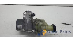 Gebruikte Pomp Servo Dacia Dokker Express (8S) 1.5 dCi 90 Prijs € 211,75 Inclusief btw aangeboden door Autorec. Gebr. Prins b.v.