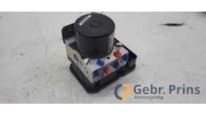 Gebruikte ABS Pomp Ford Fiesta 6 (JA8) 1.6 16V Ti Prijs € 75,00 Margeregeling aangeboden door Autorec. Gebr. Prins b.v.