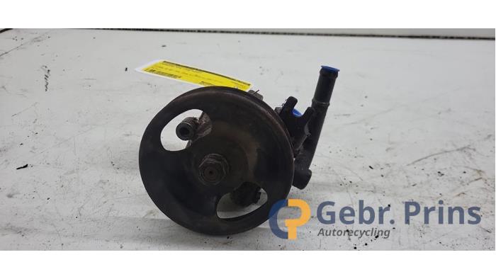Gebruikte Pomp Servo Landwind CV9 1.6 16V Prijs € 40,00 Margeregeling aangeboden door Autorec. Gebr. Prins b.v.